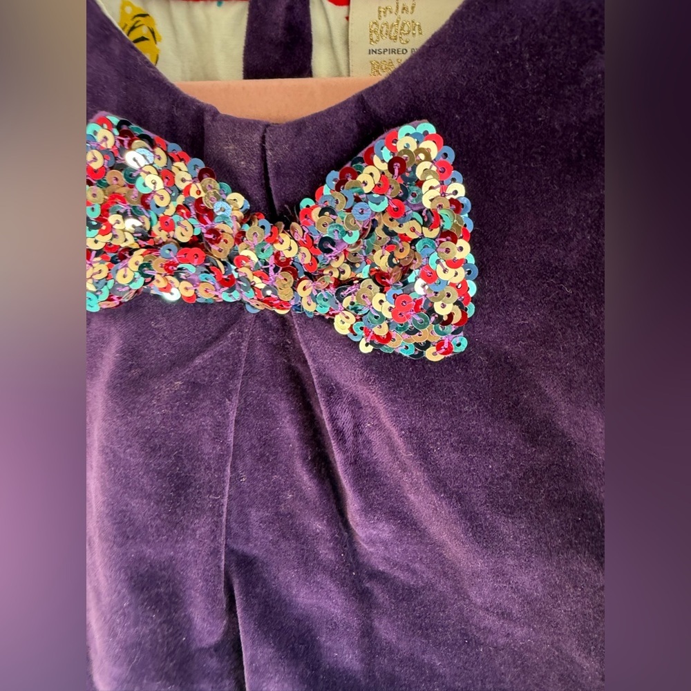 Boden Purple Dress with Sequin Bow | Red Trim | Sweets Lining |  3-4 Years - Picture 3 of 9
